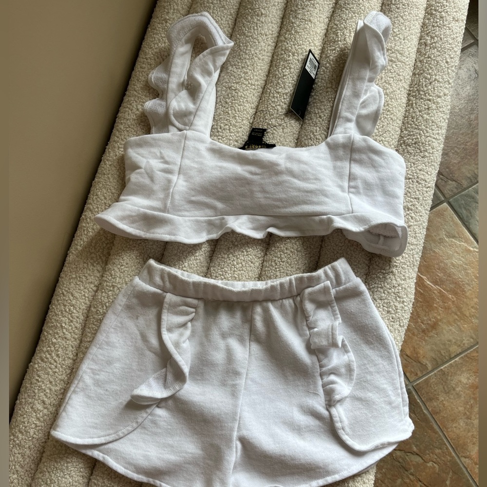 2 piece set